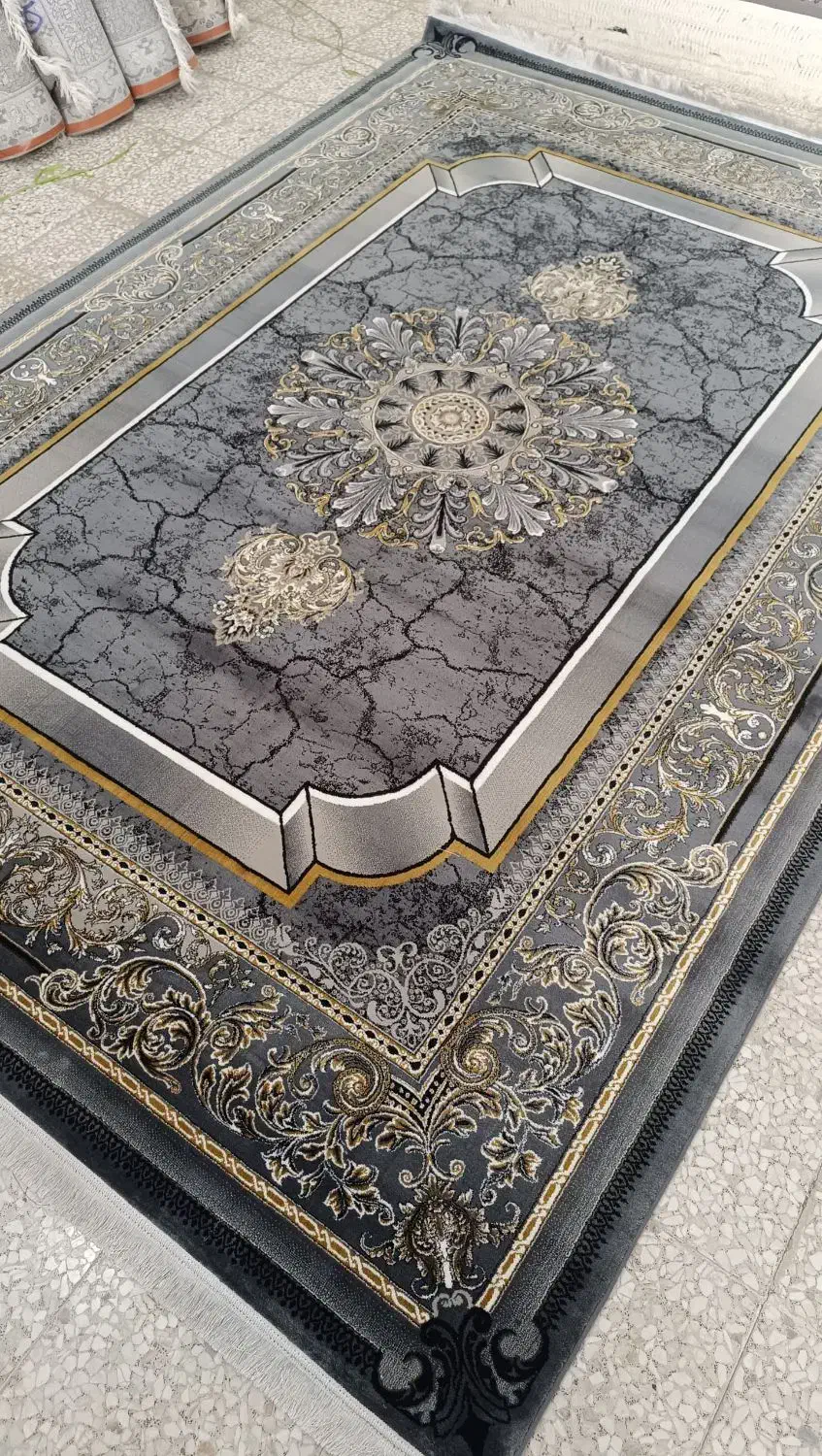 فرش اکرالیک جنس خوب قیمت مناسب ۱۲و۹و۶|فرش|سبزوار, طبرسی (جعفرآباد)|دیوار