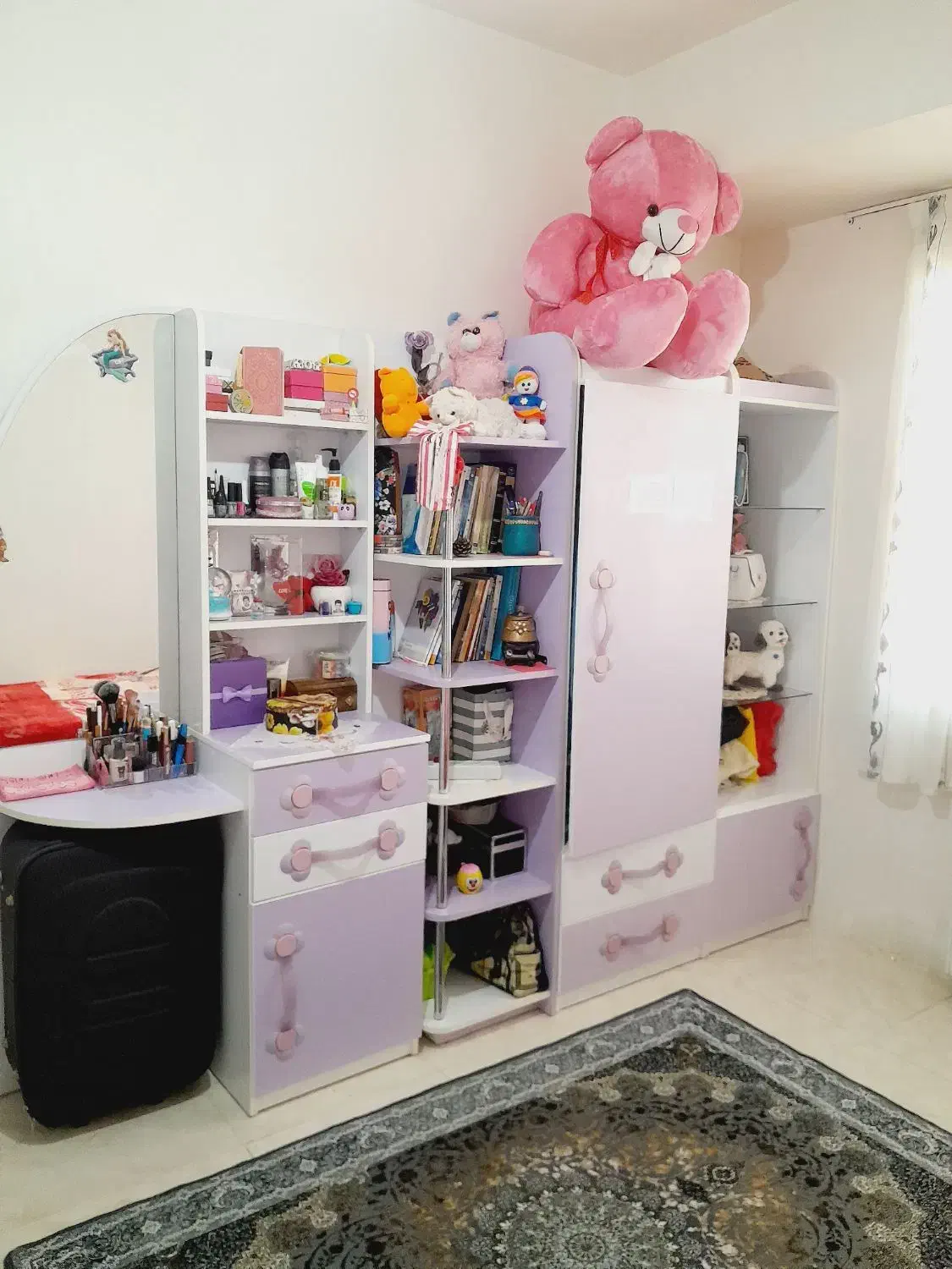 سرویس خواب|تخت و سرویس خواب|هشتگرد, فاز ۱ مهستان|دیوار