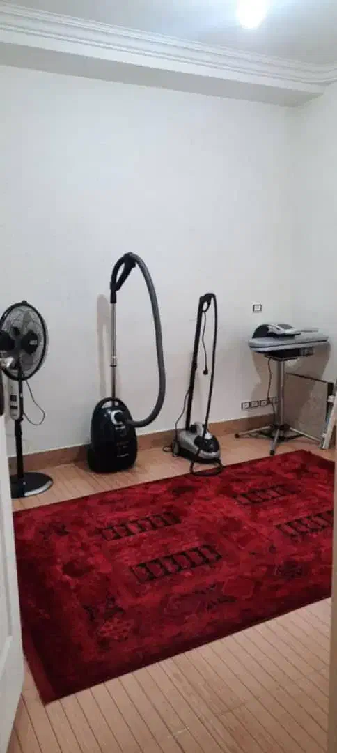 اپارتمان ۱۴۰ متری خ تهران کوچه مهتاب|اجارهٔ آپارتمان|قائم‌شهر, |دیوار