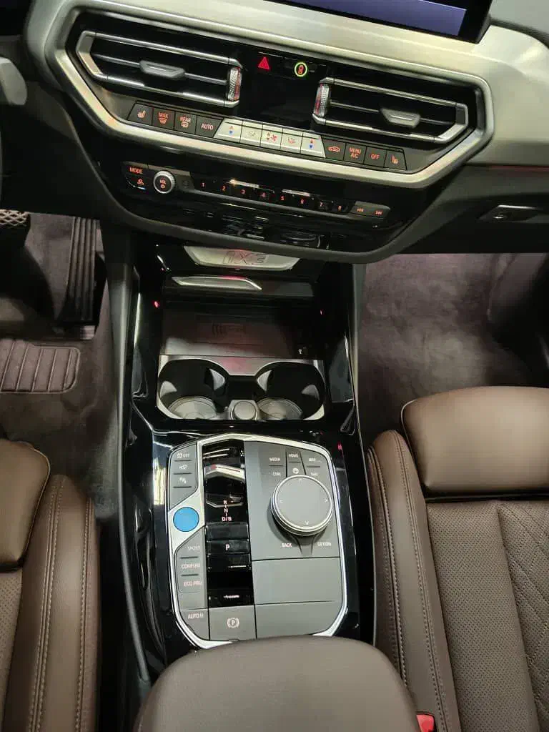 TKK//تجارت خودرو خسروانی//BMW IX3|خودرو سواری و وانت|تهران, تهرانپارس غربی|دیوار