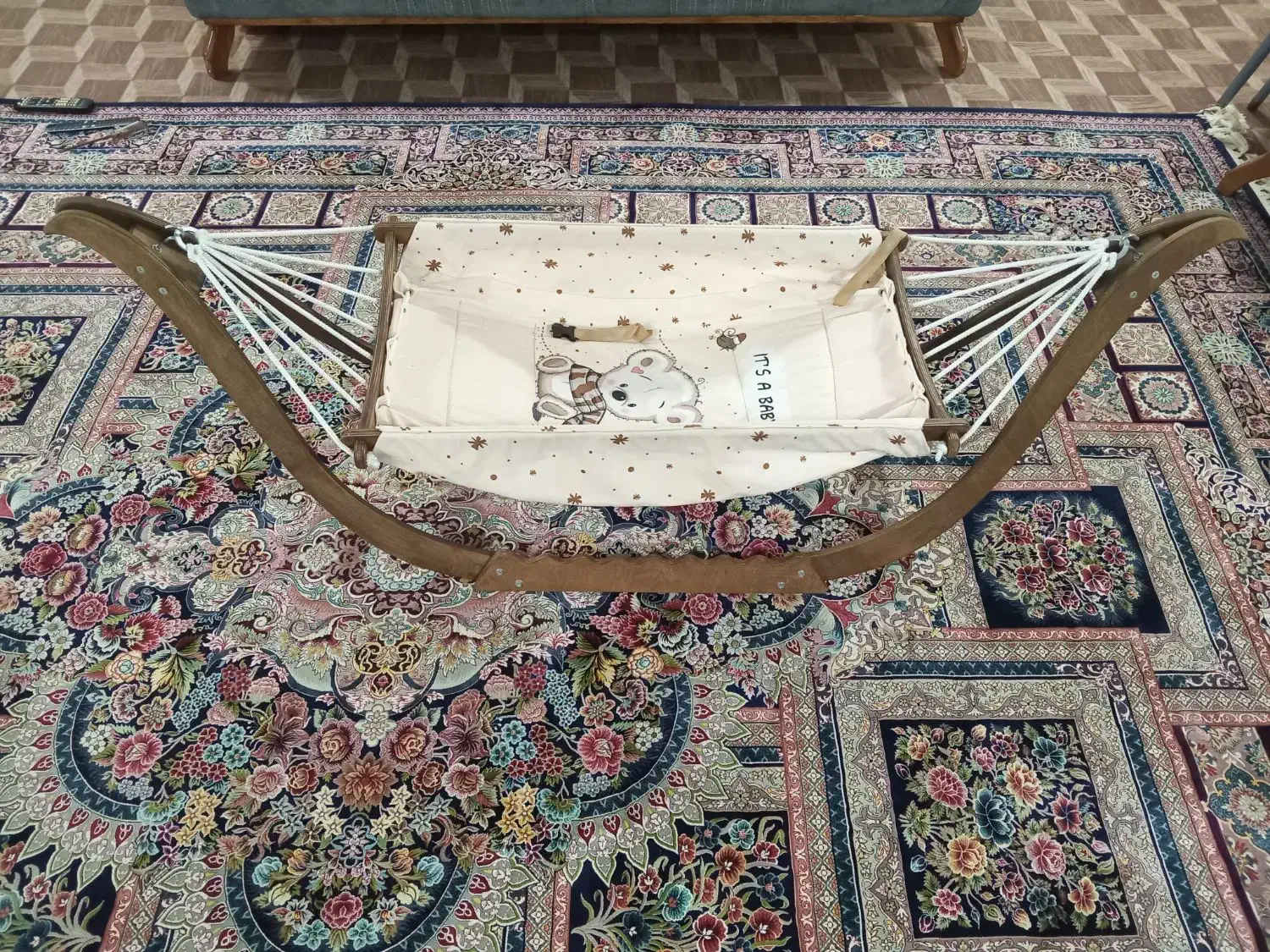 گهواره خارجی تاشو(چوب بلوط)|تخت و سرویس خواب|لاهیجان, گلستان|دیوار
