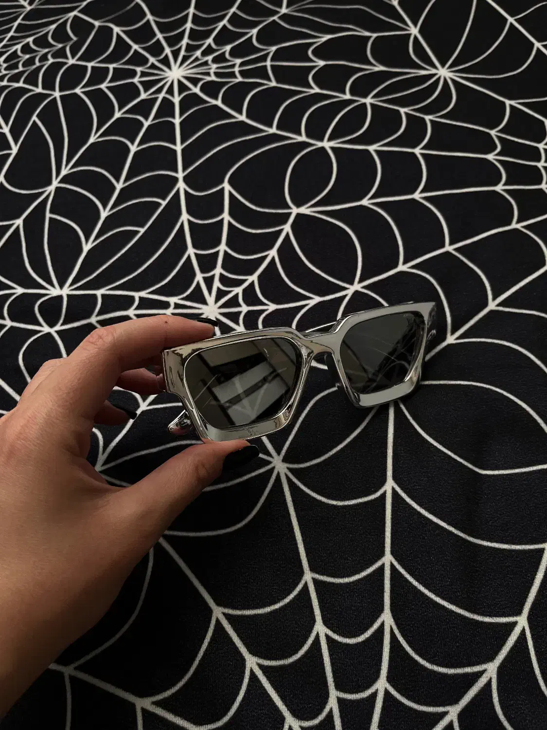 عینک آفتابی سیلور|زیورآلات و اکسسوری|هشتگرد, شهرک گلها|دیوار