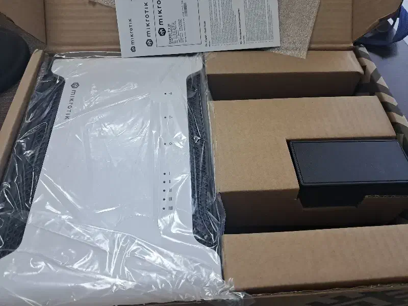 mikrotik chateau pro ax|مودم و تجهیزات شبکه|تهران, ونک|دیوار