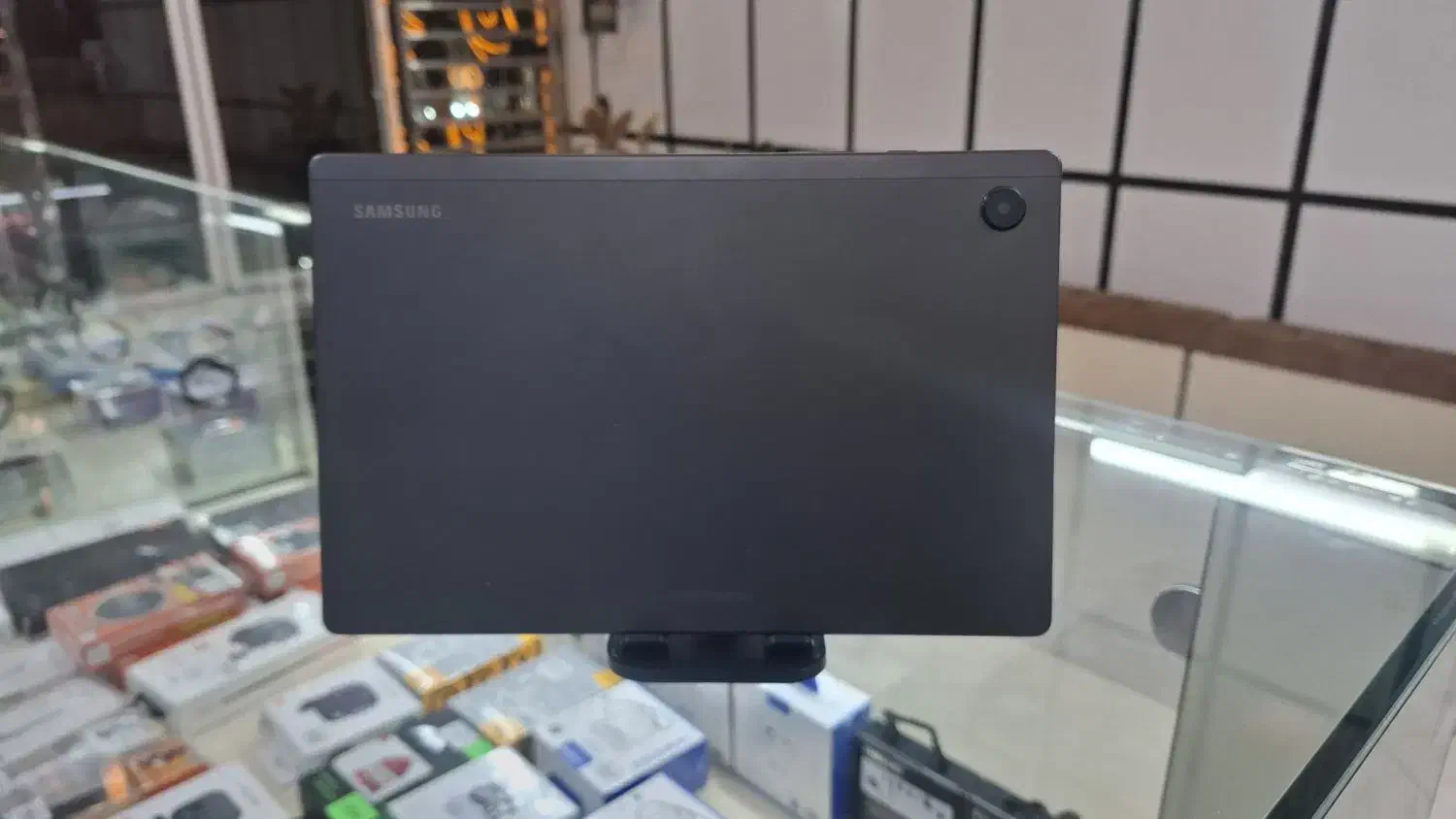 تبلت|تبلت|چهارباغ, |دیوار