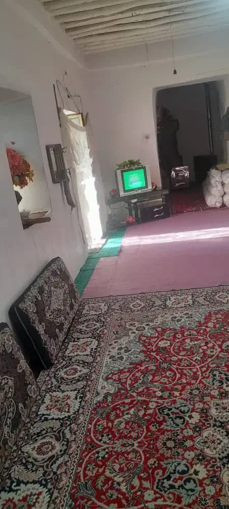 ۲۹۳ متر خانه ویلایی سند شش دانگ ، دمزآباد|فروش خانه و ویلا|ورامین, ورامین|دیوار