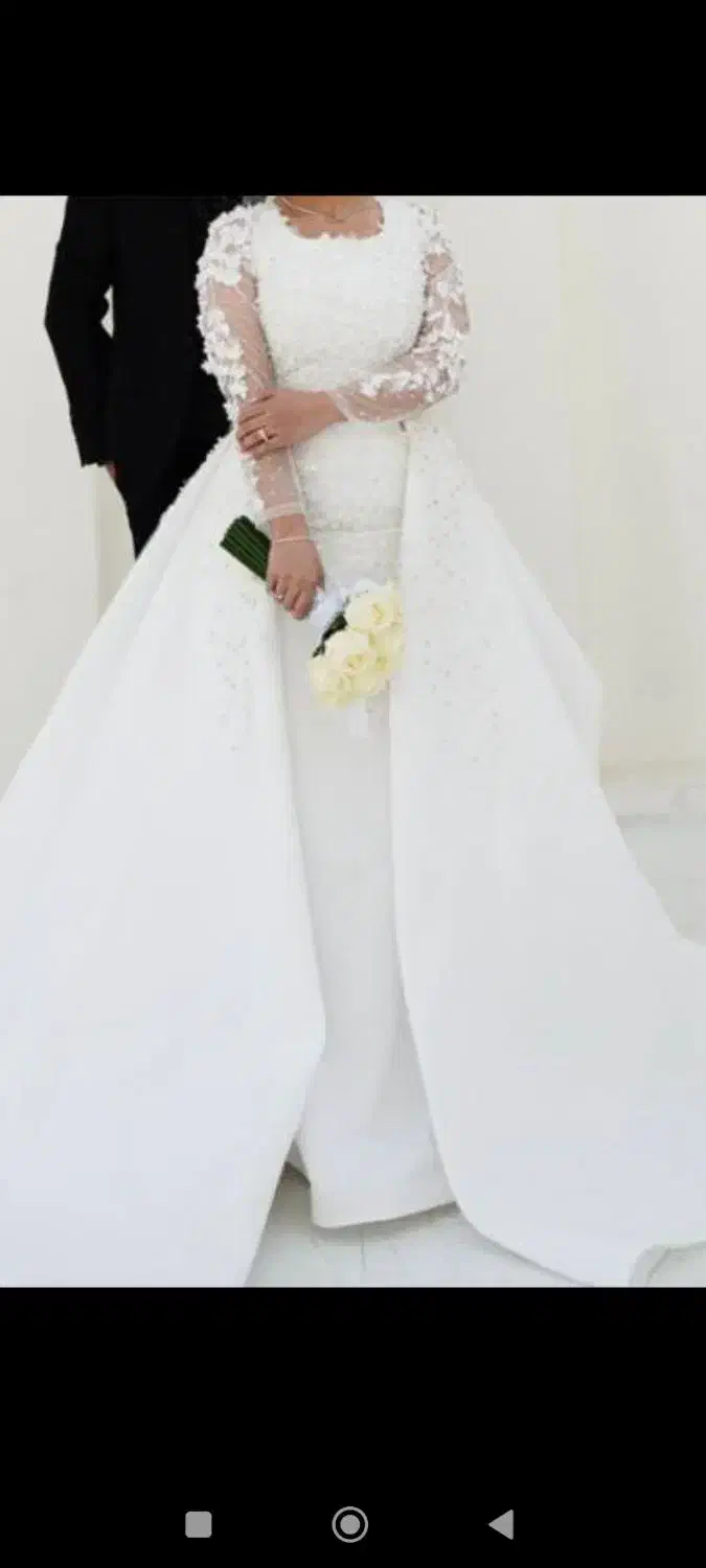 لباس عروس|لباس|قرچک, میرزائی جنوبی|دیوار