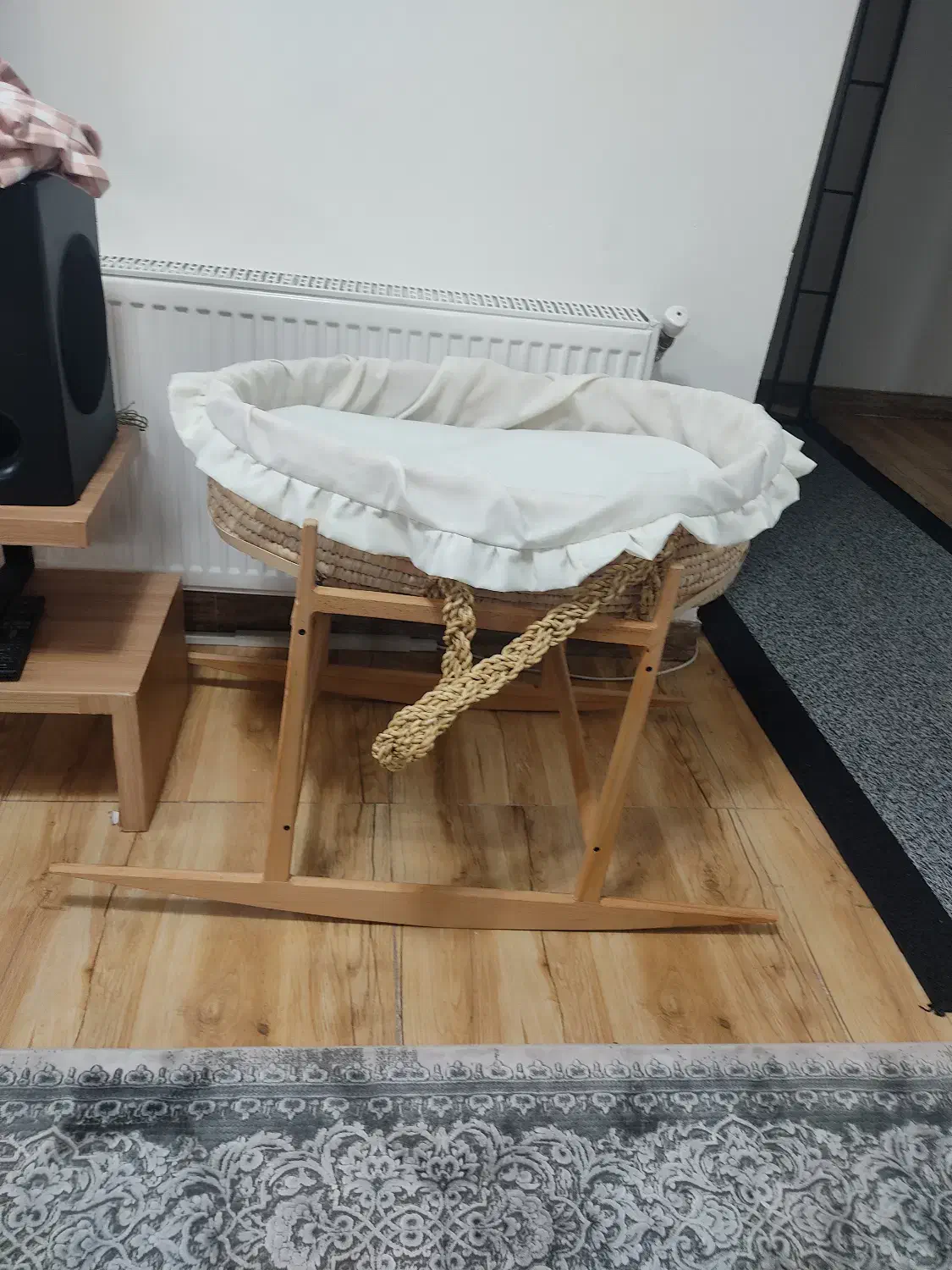 ننو نوزاد و کودک|تخت و صندلی بچه|بابل, |دیوار