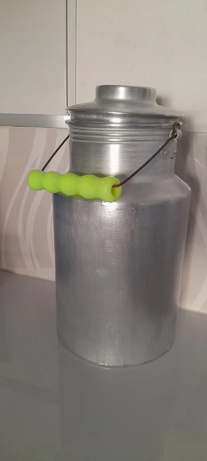 ظرف شیر|ظروف نگهدارنده، پلاستیکی، یک‌بارمصرف|مهاباد (آذربایجان غربی), |دیوار