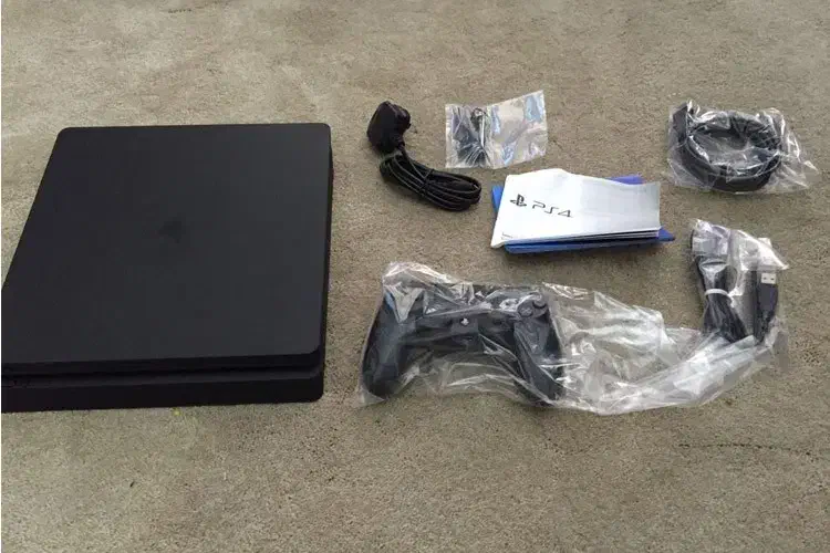 Ps4|کنسول، بازی ویدئویی و آنلاین|شیراز, زند|دیوار