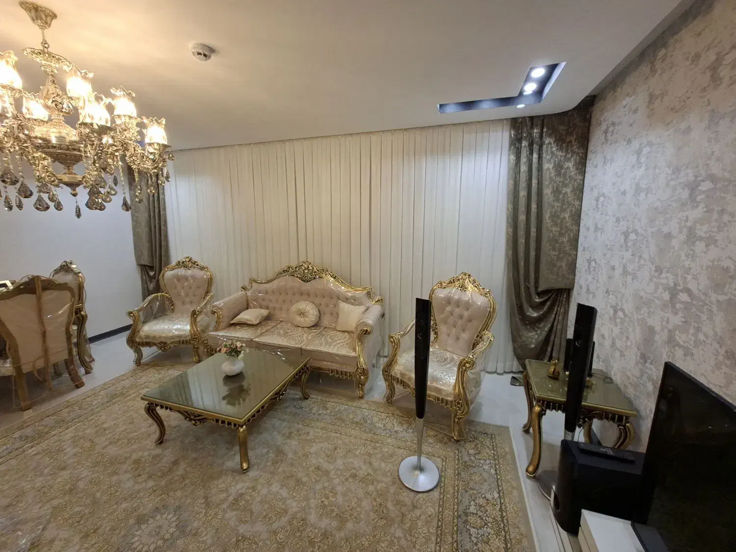 نصب پرده شستشو دوخت|خدمات پیشه و مهارت|مشهد, دانشجو|دیوار