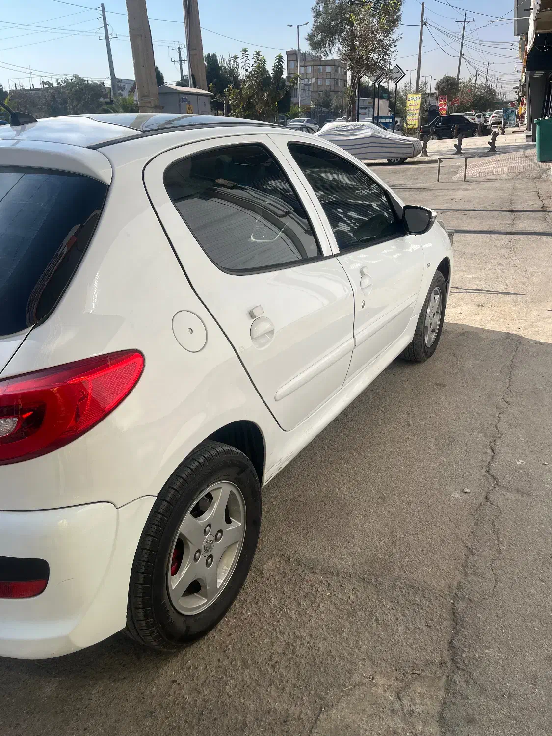 207imT|خودرو سواری و وانت|مرودشت, استادیوم|دیوار