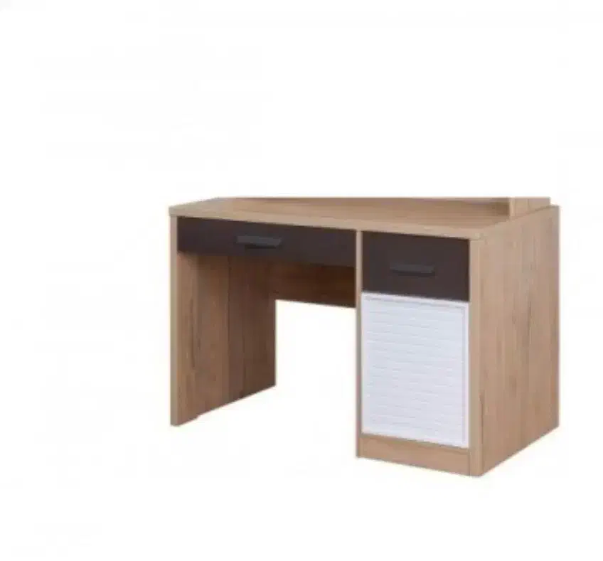 میز تحریر با ۴ مدل|میز تحریر و کامپیوتر|صومعه‌سرا, |دیوار