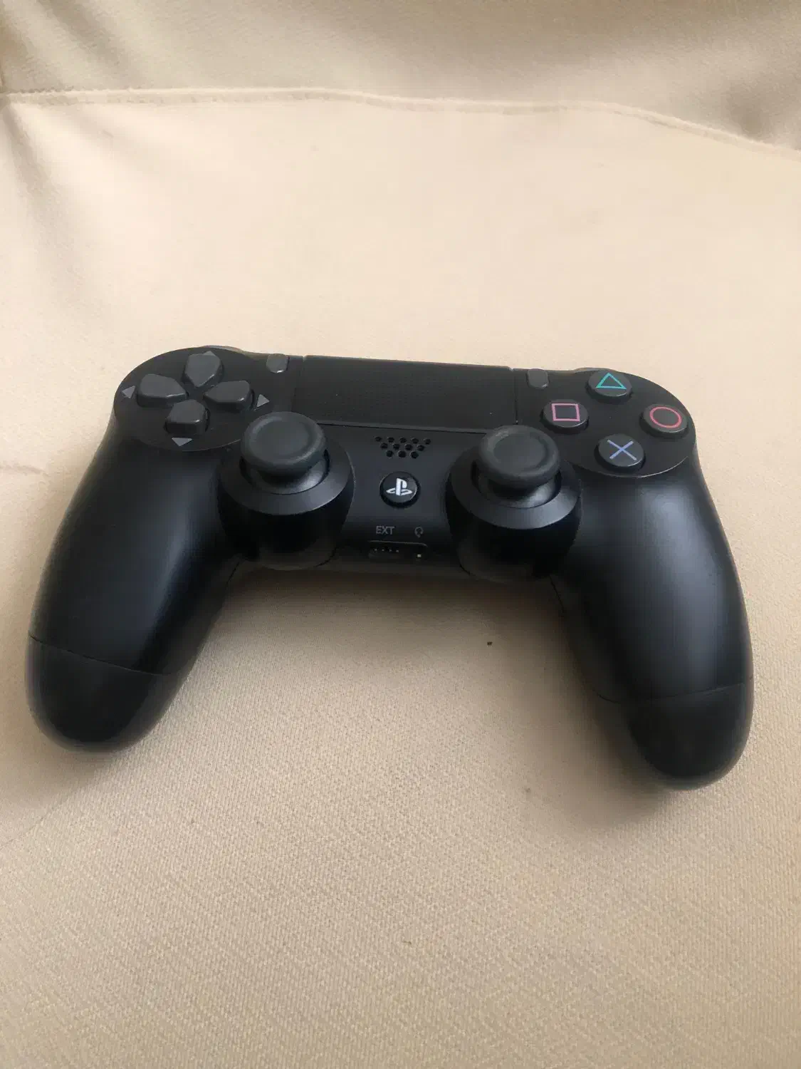 PS4 Pro یک ترابایت با یک دسته اضلافی|کنسول، بازی ویدئویی و آنلاین|تهران, یوسف‌آباد|دیوار