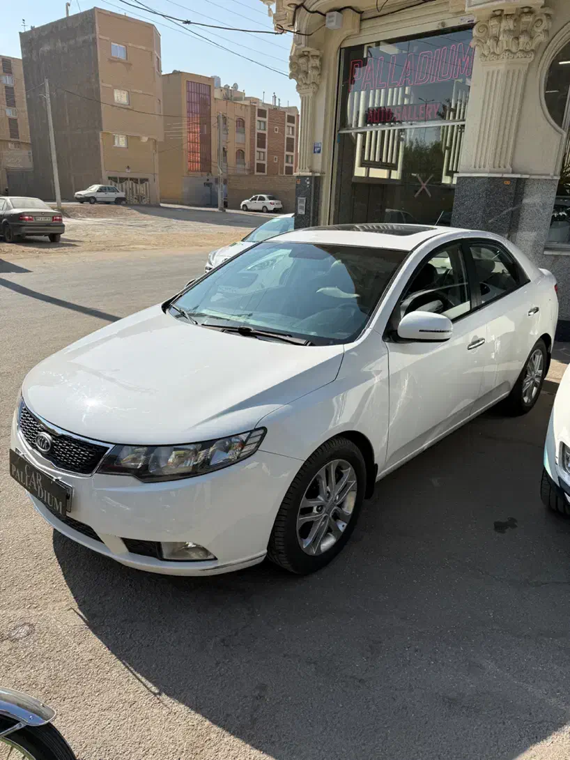 سراتو آپشنال ۹۷ بدون رنگ کم کار|خودرو سواری و وانت|اصفهان, لیمجیر|دیوار