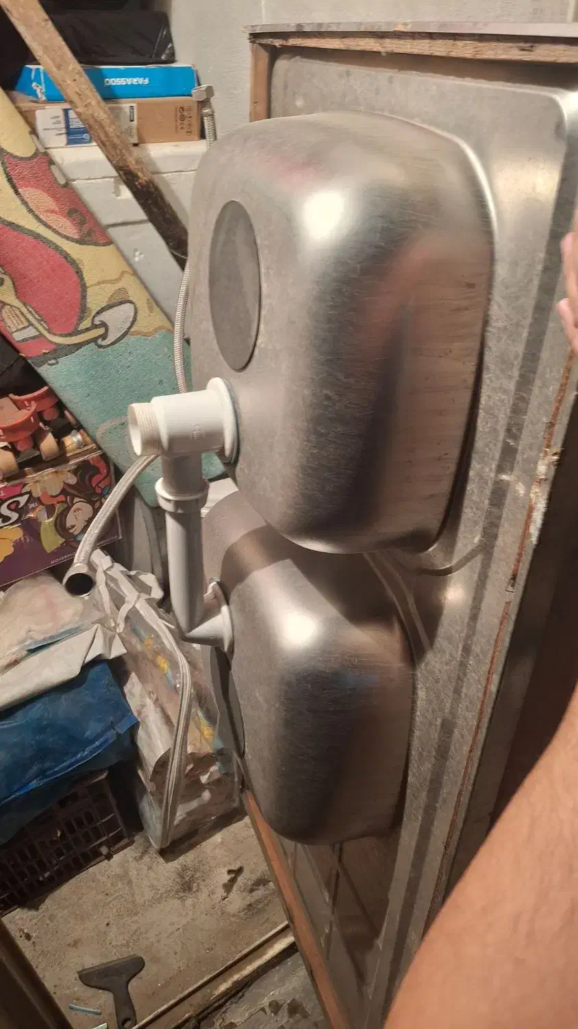 سینک همراه شیر|لوازم سرویس بهداشتی|مشکیندشت, |دیوار