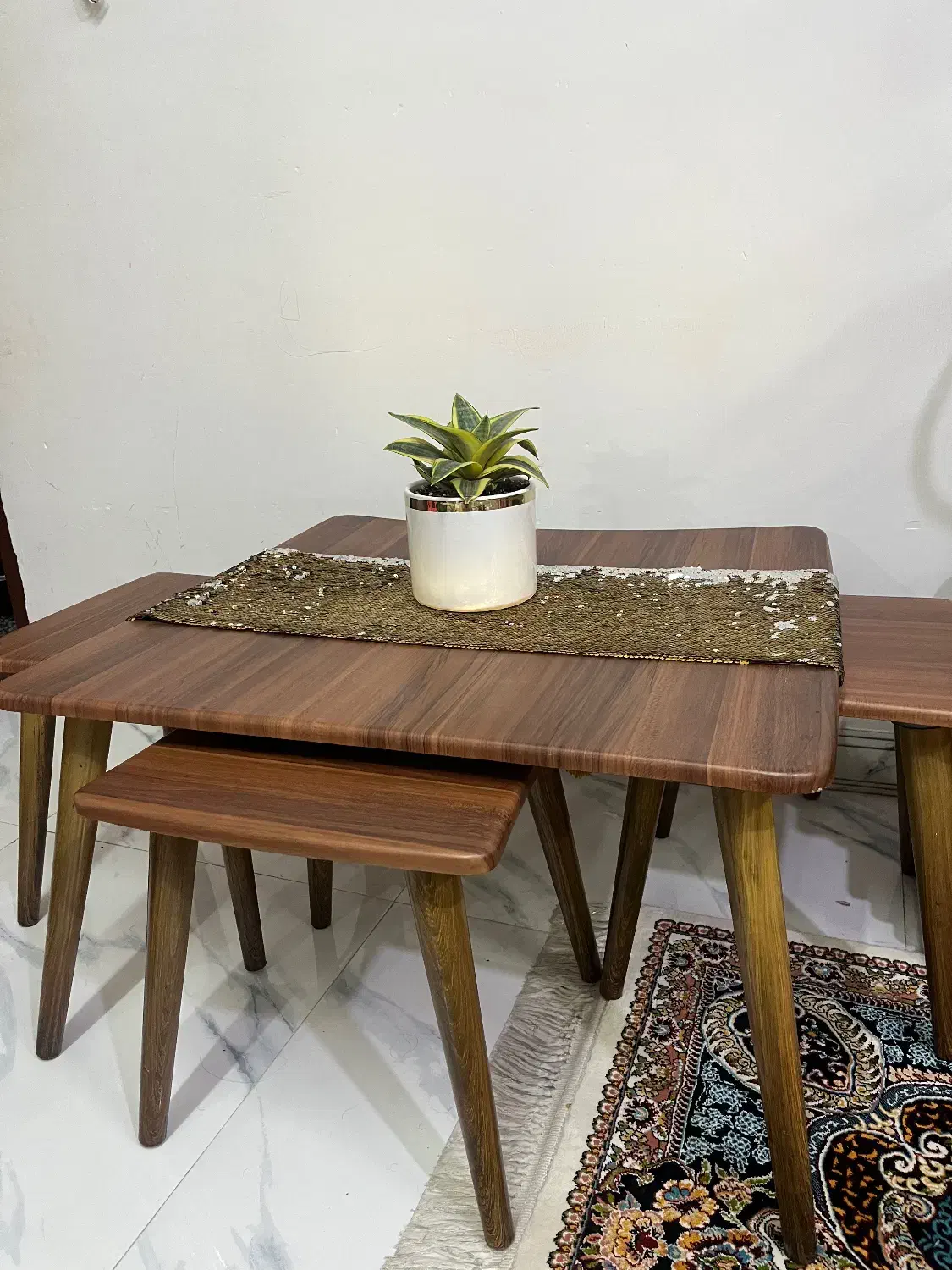 جلو مبلی|مبلمان خانگی و میز عسلی|رشت, چله خانه|دیوار