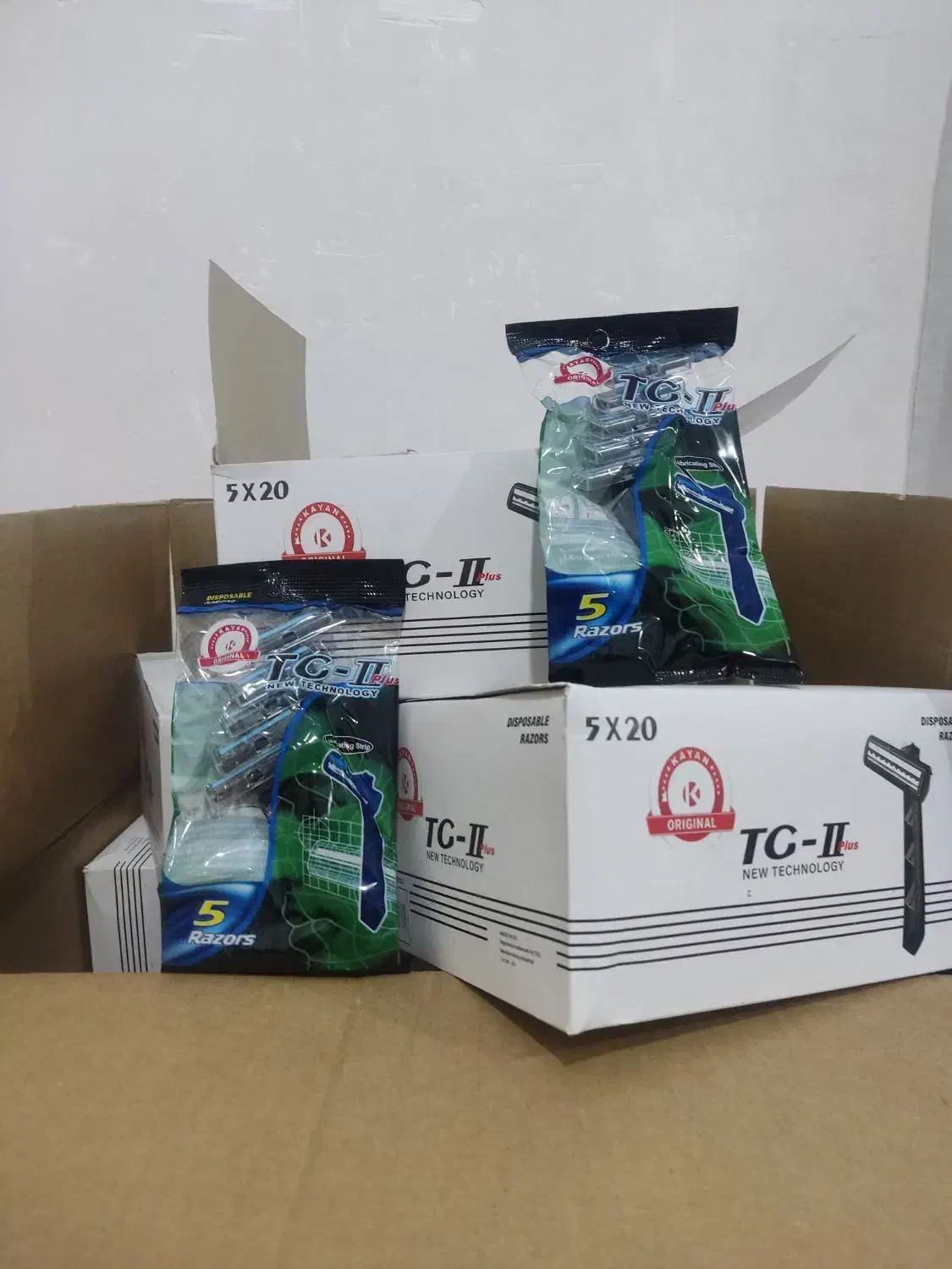 ژیلت tch ایرانی|آرایشی، بهداشتی، درمانی|بابل, |دیوار