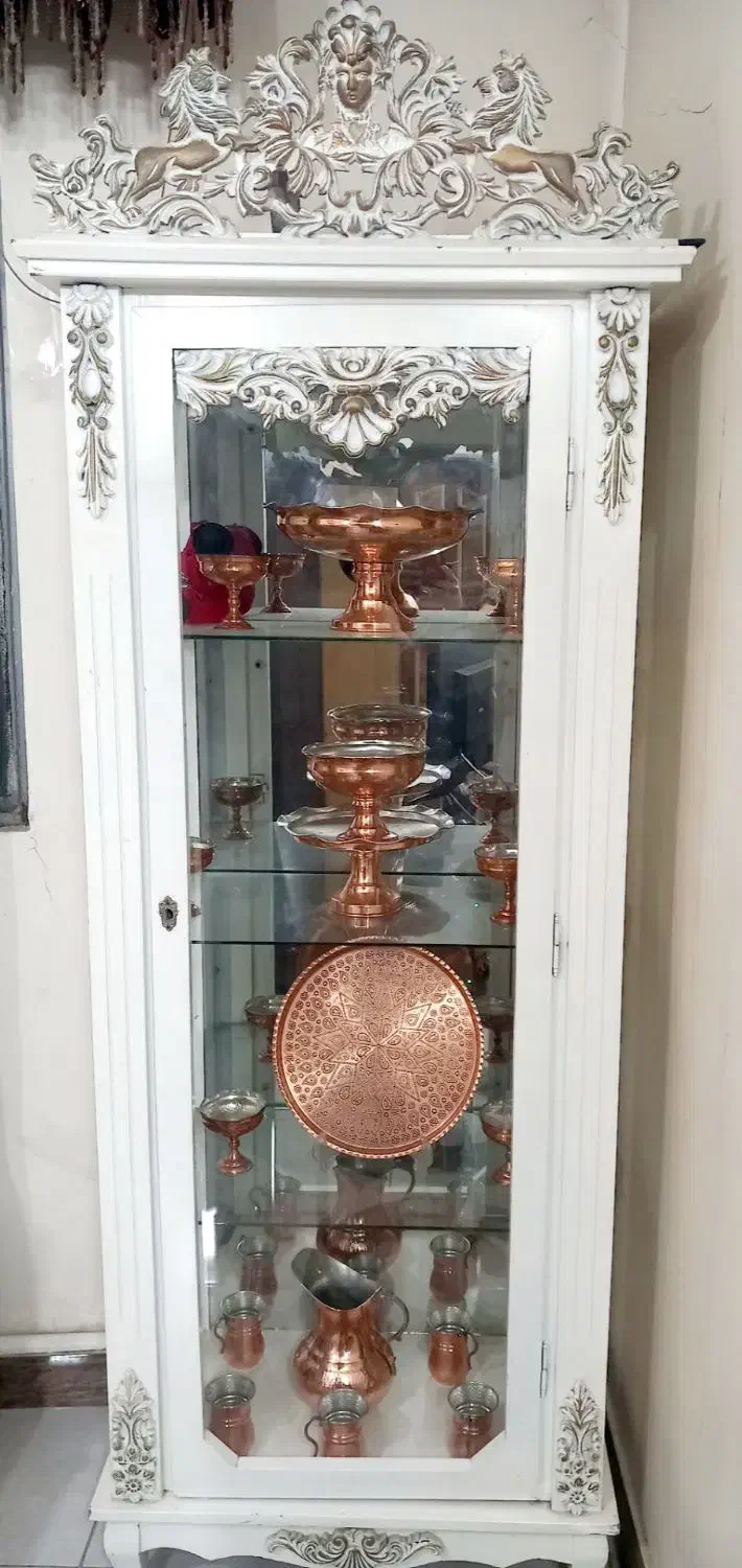 بوفه نو و تمیز به همراه میز تلویزیون اشانتیون|بوفه، ویترین، کنسول|پاکدشت, پاکدشت (مامازند)|دیوار