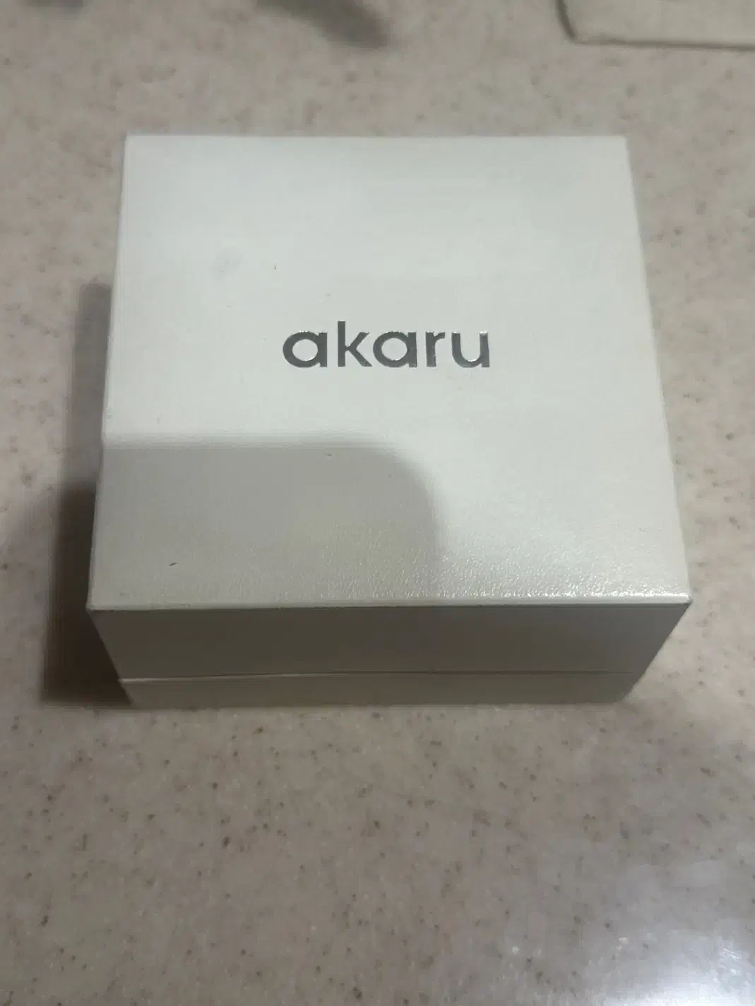 دو عدد ساعت برندهای سواروسکی و akaru|ساعت|تهران, زعفرانیه|دیوار