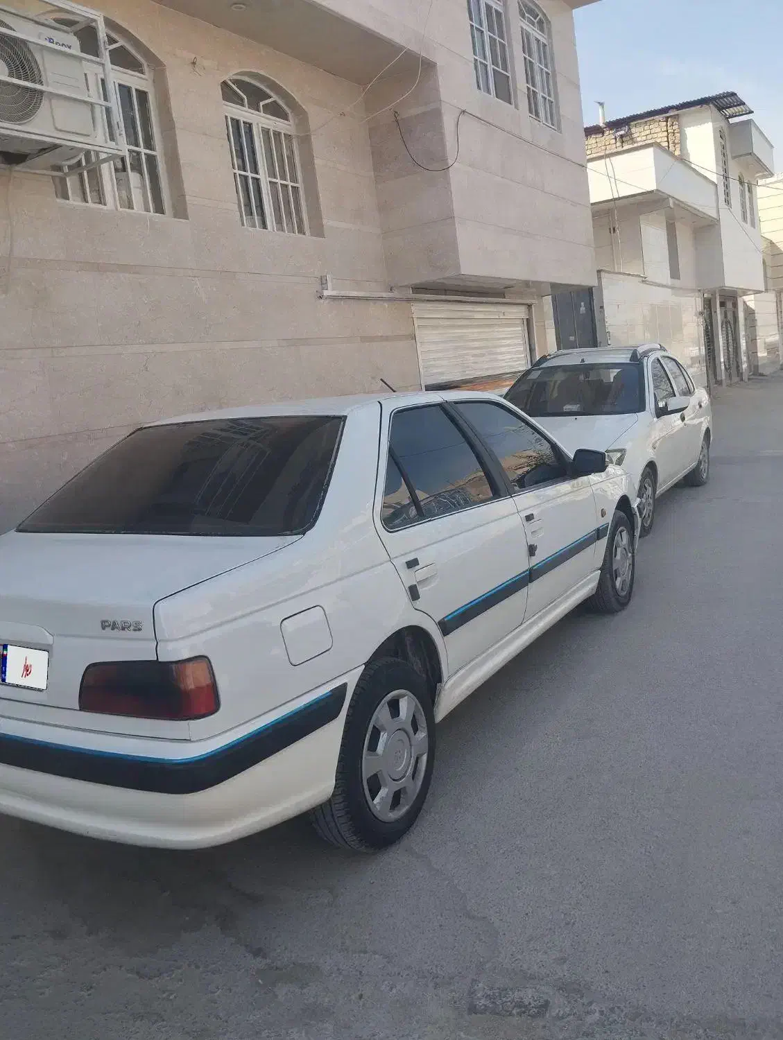 پژو پارس سال مدل 98تمام فابریک|خودرو سواری و وانت|مرودشت, فاز اول شهرک فرهنگیان|دیوار