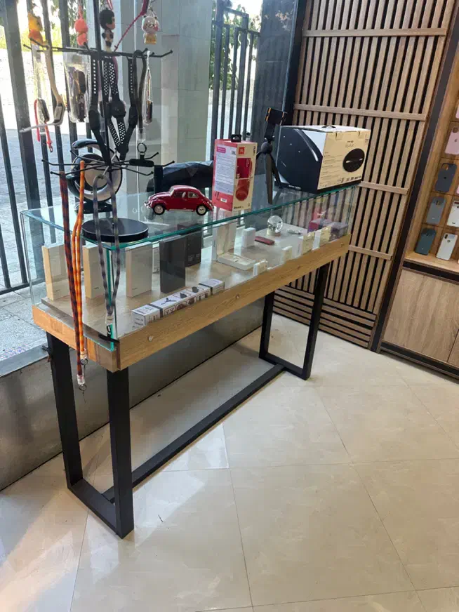 دکور موبایل فروشی|فروشگاه و مغازه|مشهد, موسوی قوچانی|دیوار