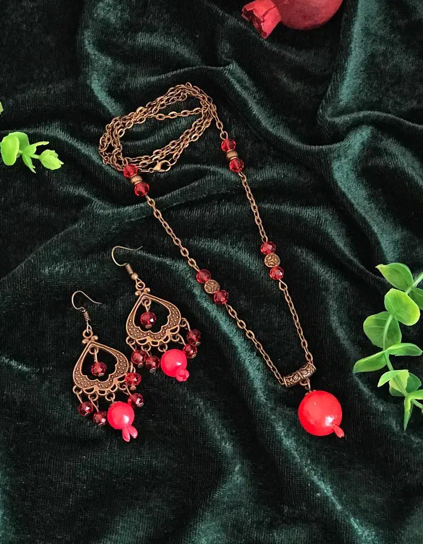 گردنبند و گوشواره یلدا|بدلیجات|یزد, |دیوار