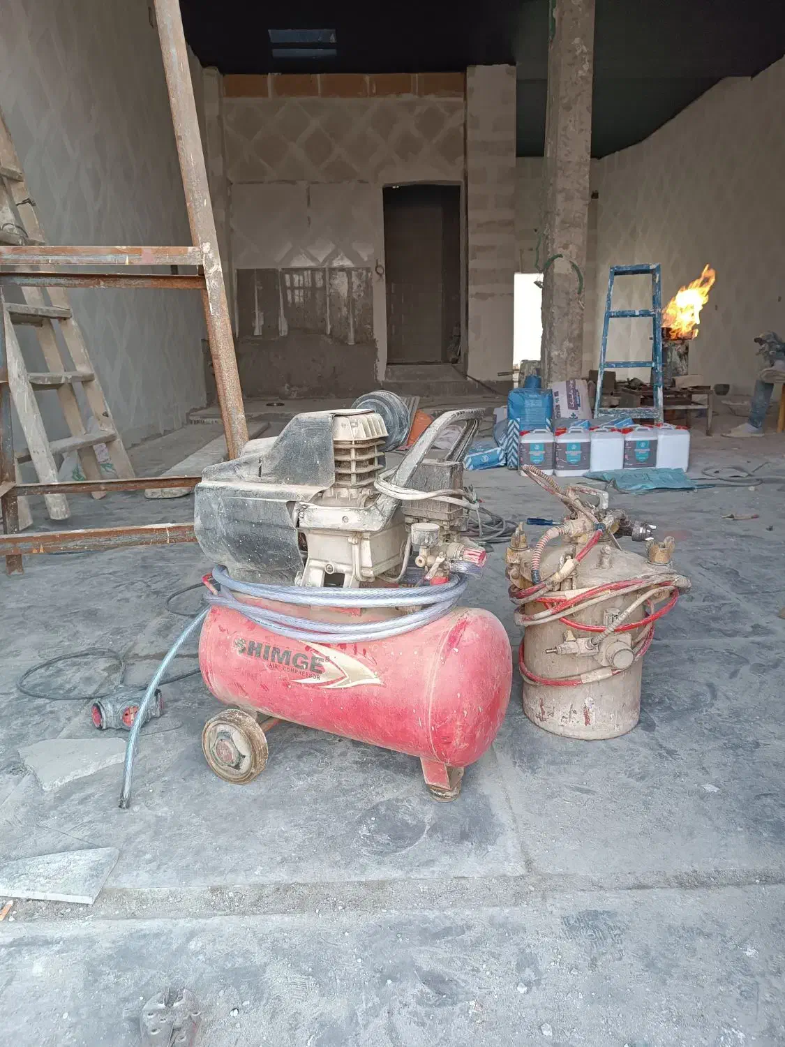 پمپ باد و دستگاه مولتی کار سالم ب شرط|ماشین‌آلات صنعتی|قم, شهرک امام حسین|دیوار