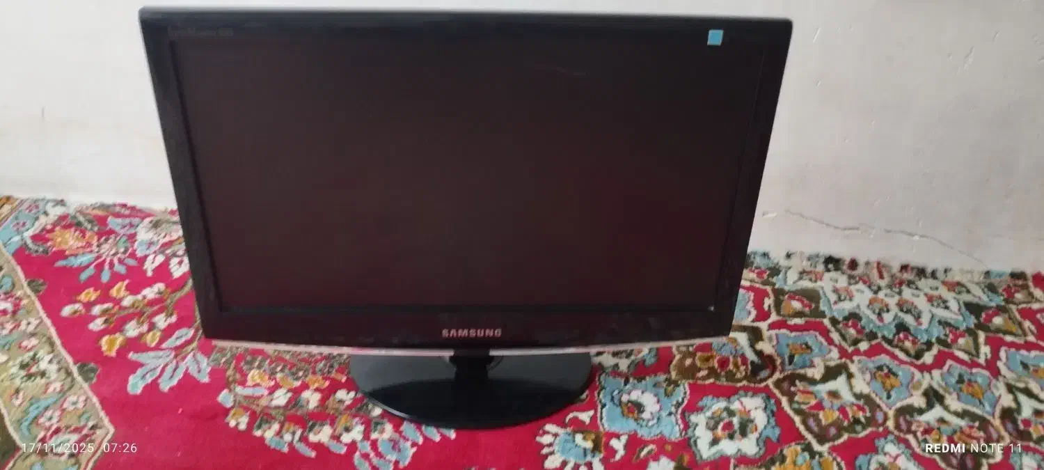 سامسونگ ۱۹ اینچ|قطعات و لوازم جانبی رایانه|خمینیشهر, |دیوار