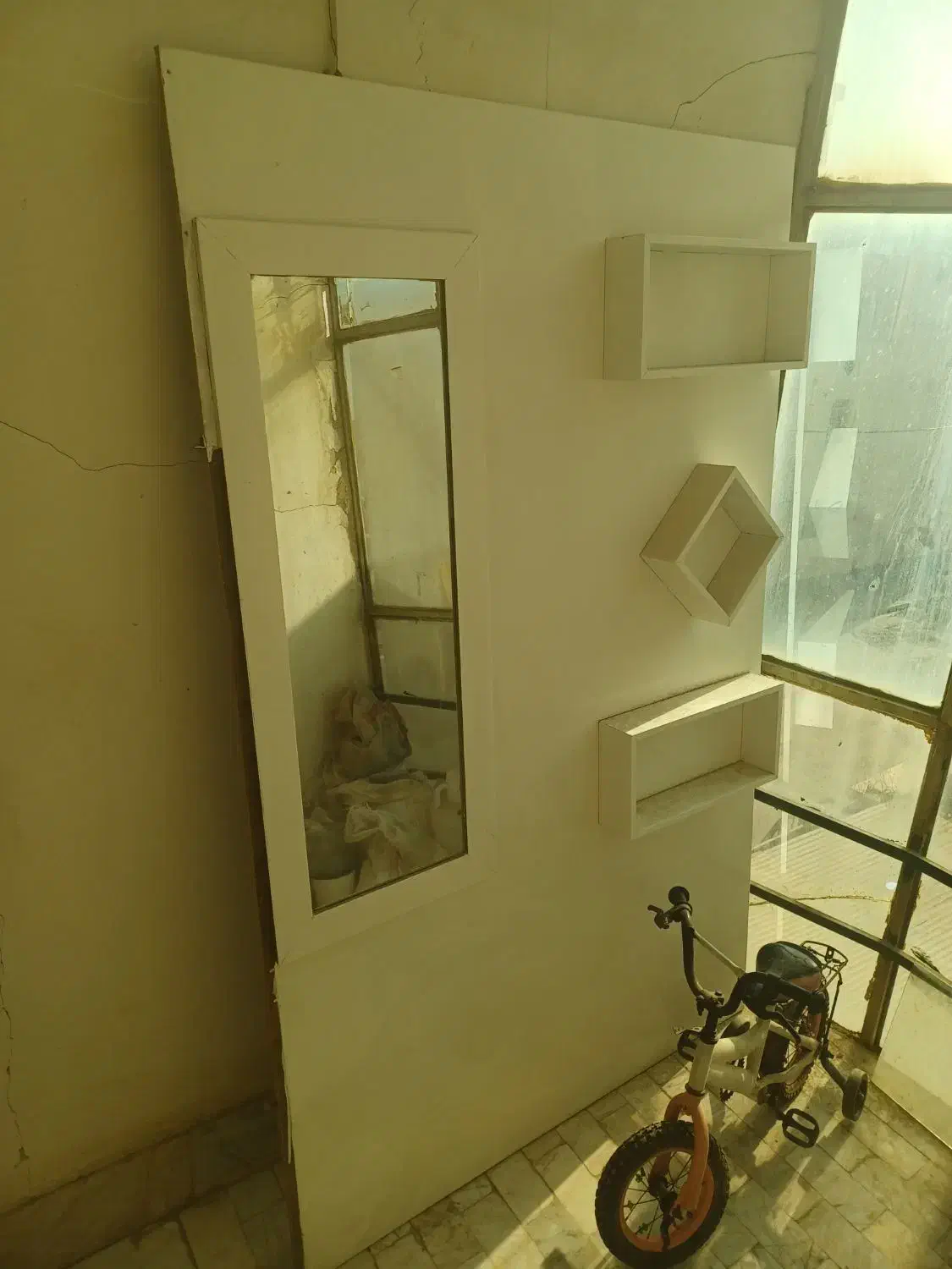 نما|آینه|رباطکریم, رباطکریم|دیوار