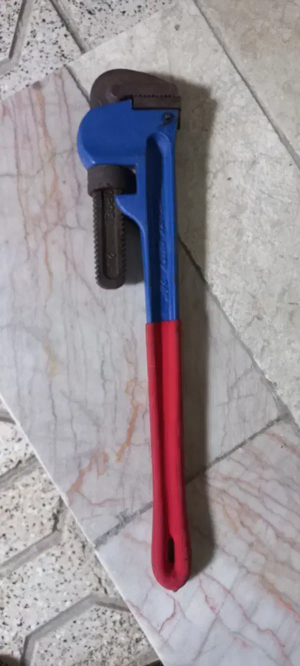 آچار لوله گیر (آلمانی)|ابزارآلات|مشهد, سجادیه|دیوار