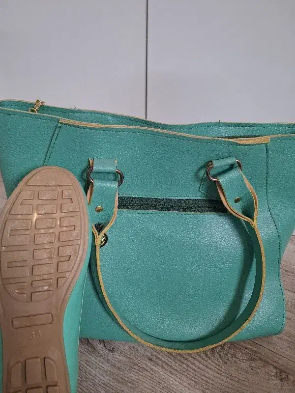 کیف کفش|کیف، کفش، کمربند|بجنورد, |دیوار