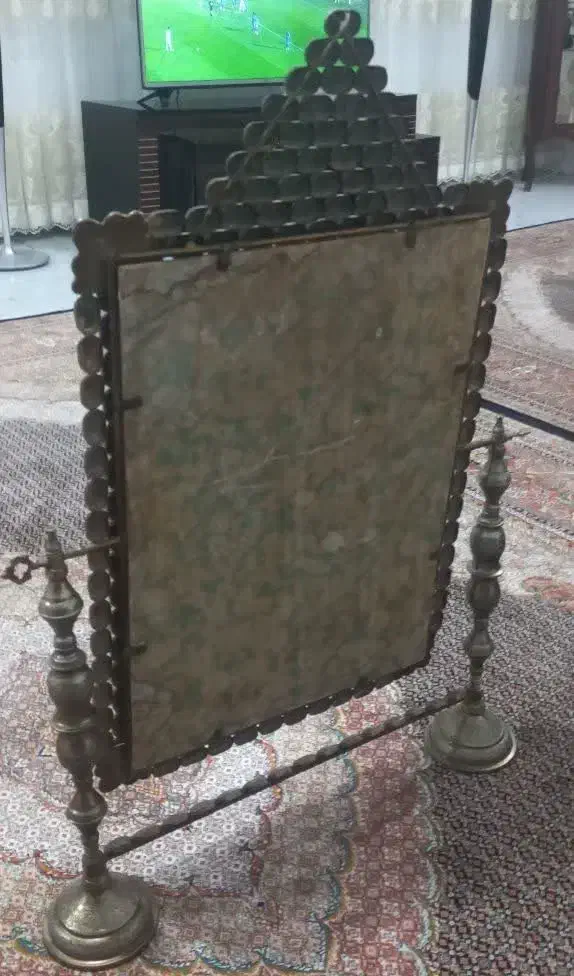 آینه عتیقه قدمت بالای ۸۰ سال|کلکسیون اشیاء عتیقه|اردبیل, |دیوار