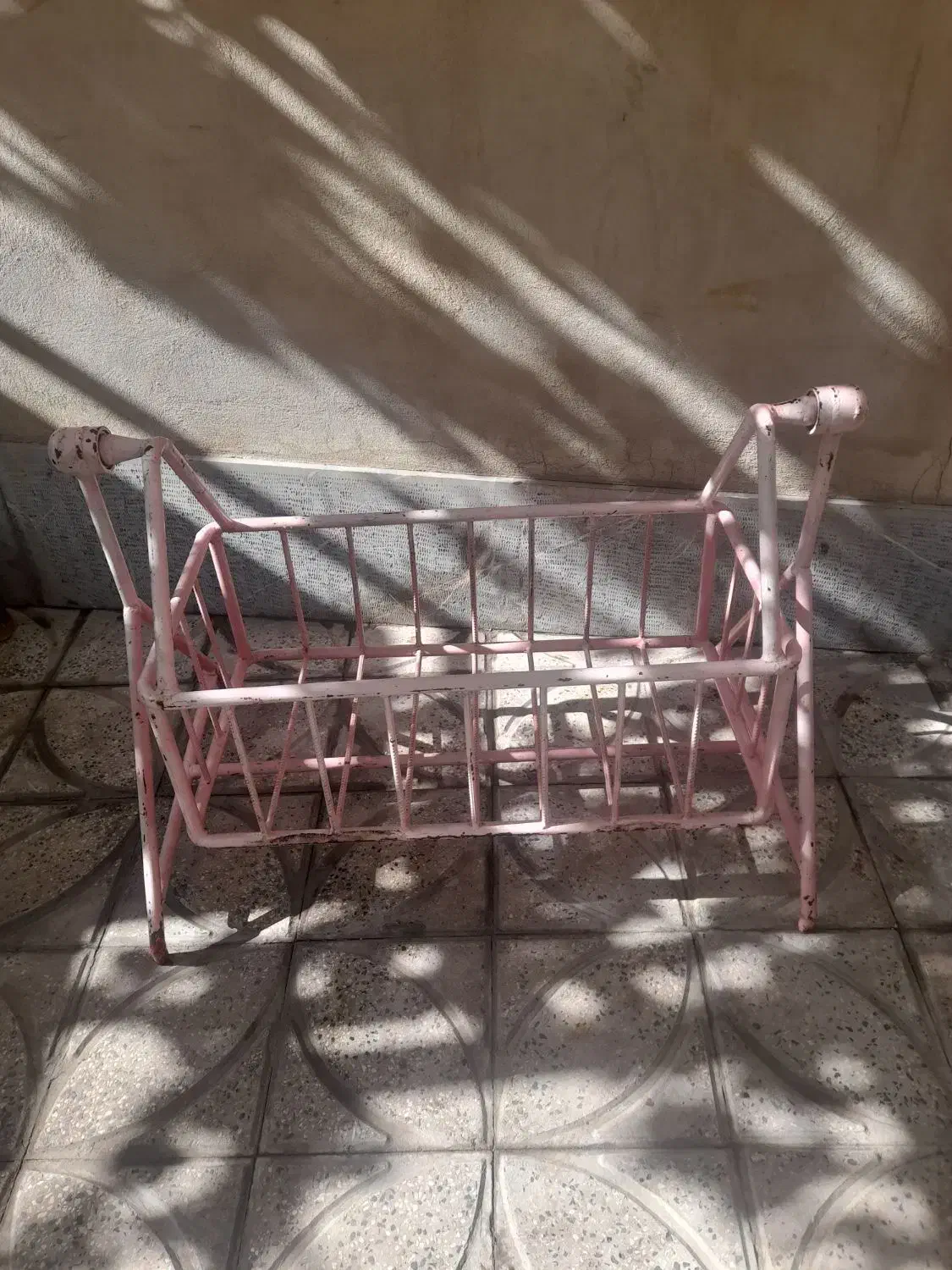 گهواره فلزی|کالسکه و لوازم جانبی|همدان, |دیوار