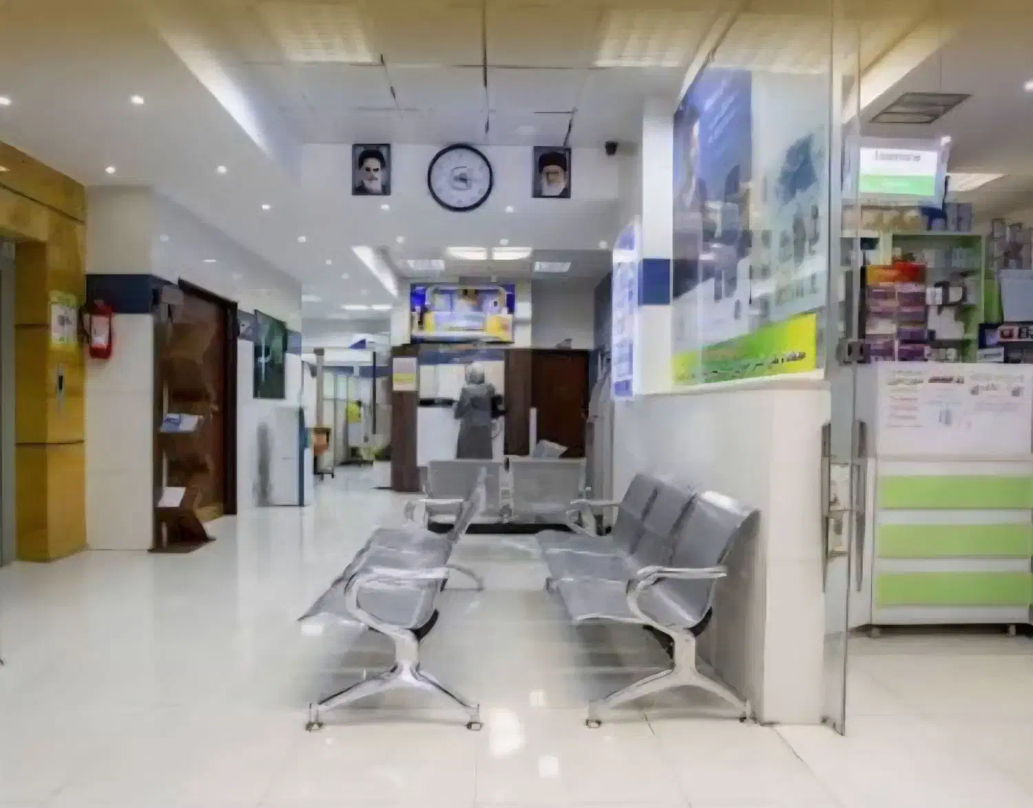 منشی خانم درمانگاه|استخدام درمانی، زیبایی، بهداشتی|قزوین, |دیوار