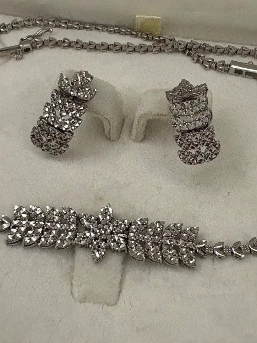 سرویس طلا نزدیک ۲۷ گرم|جواهرات|زنجان, |دیوار