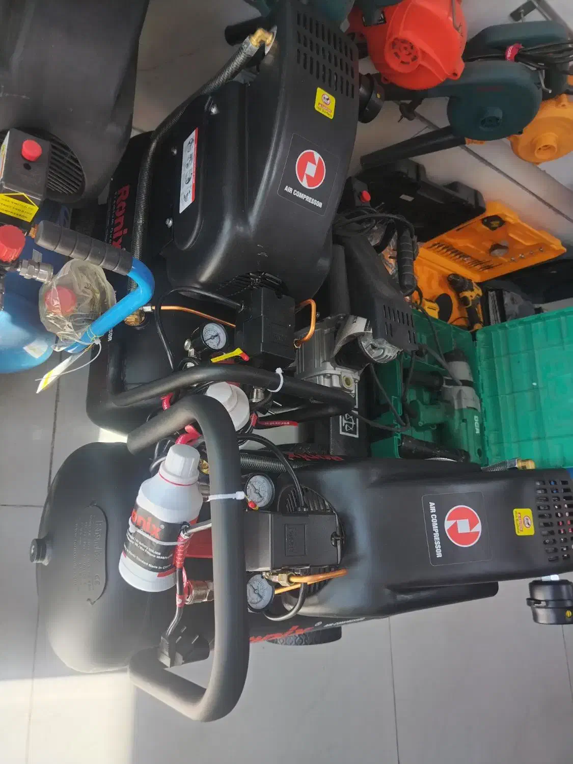 پمپ باد۲۵لیتری رونیکس|فروشگاه و مغازه|بیرجند, |دیوار