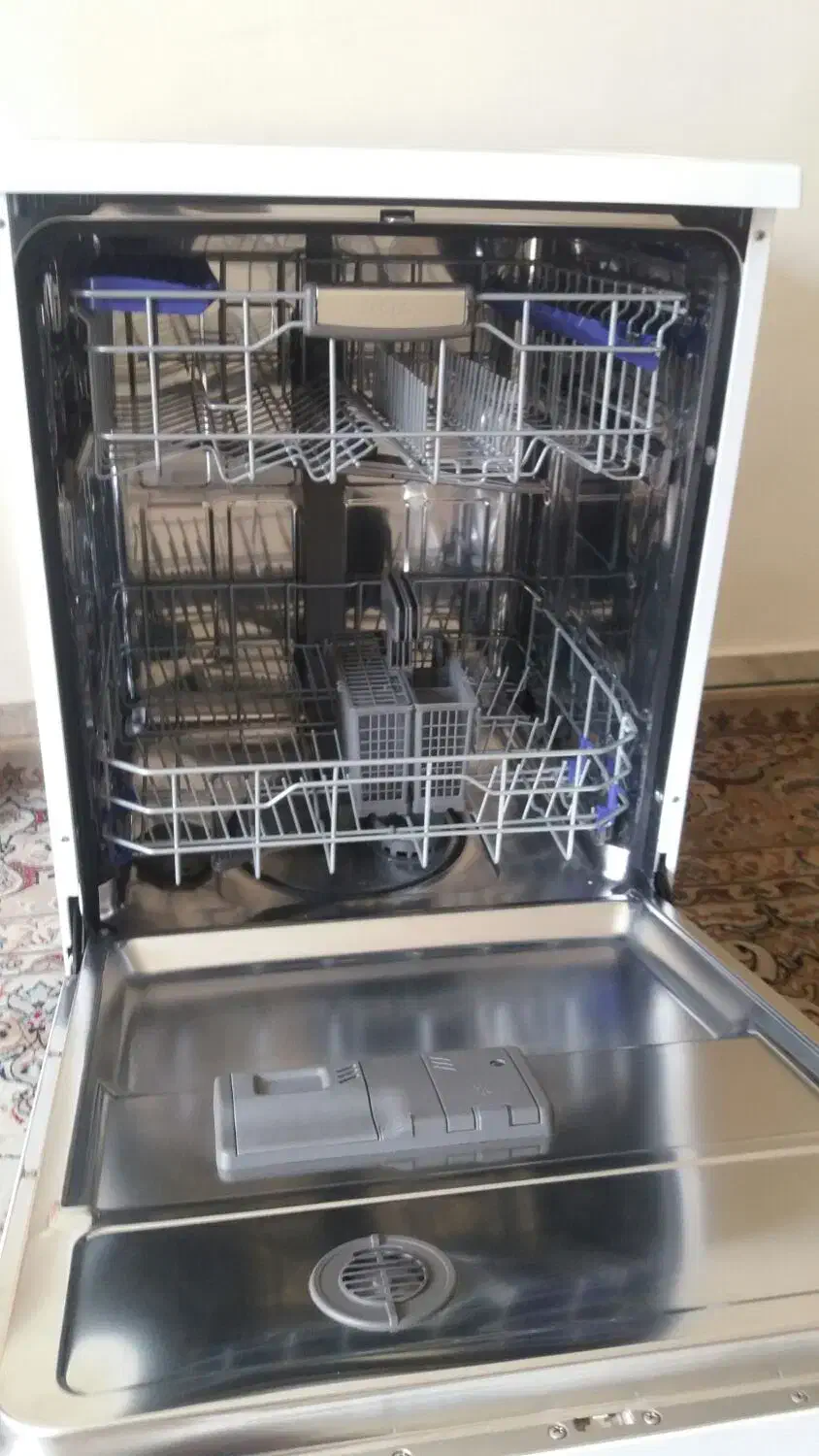 فروش ماشین ظرفشویی برند ال جی کره اصل|ماشین ظرفشویی|اصفهان, شاهزید|دیوار
