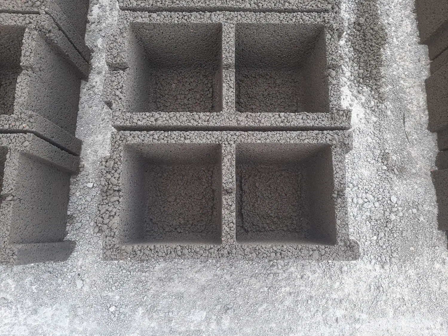 بلوک ۲۰ در ۴۰ نروماده بدون پوکه|مصالح و تجهیزات ساختمان|نمین, |دیوار