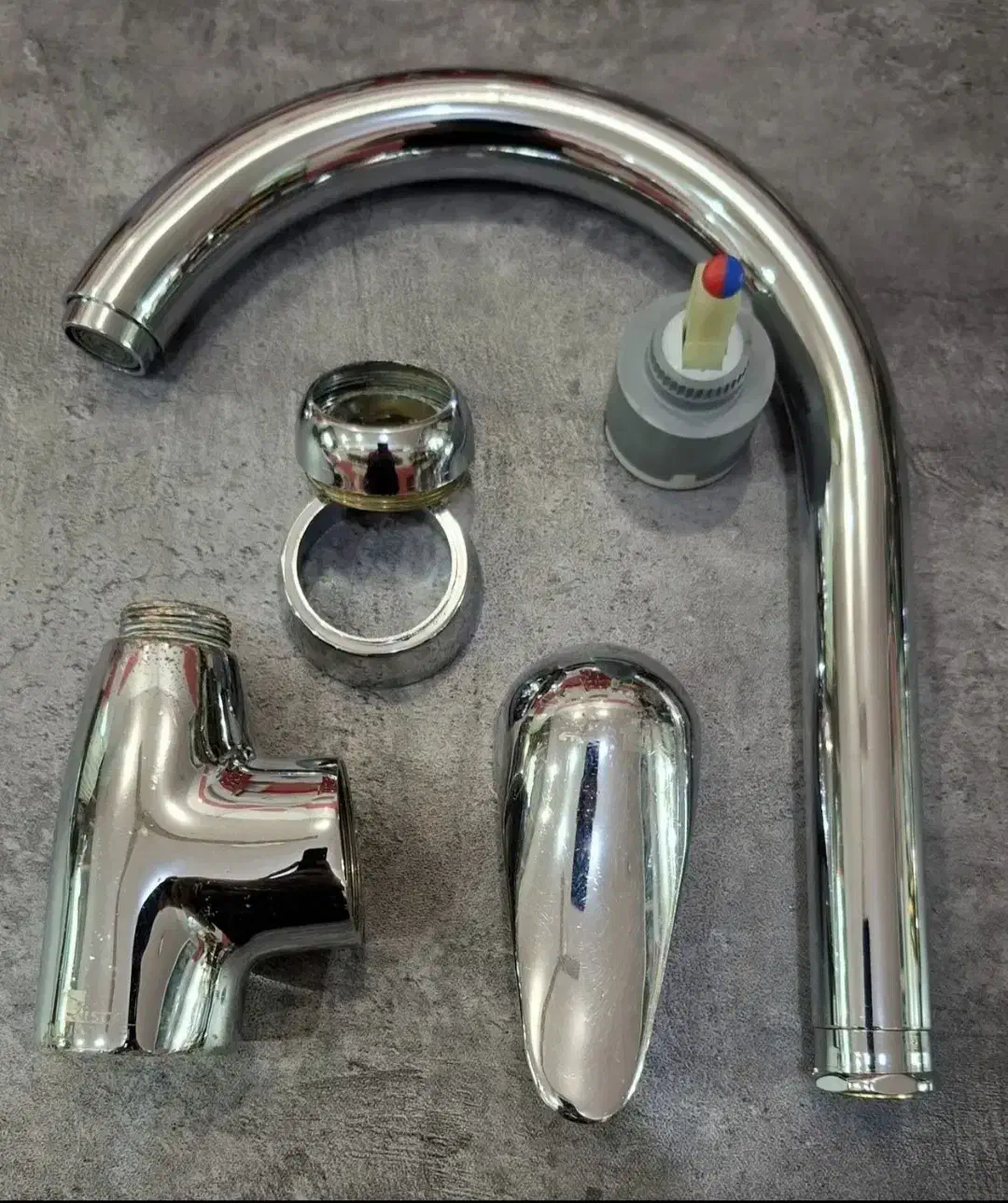 تعمیر و بازسازی شیرآلات آشپزخانه و حمام|خدمات پیشه و مهارت|اندیمشک, |دیوار