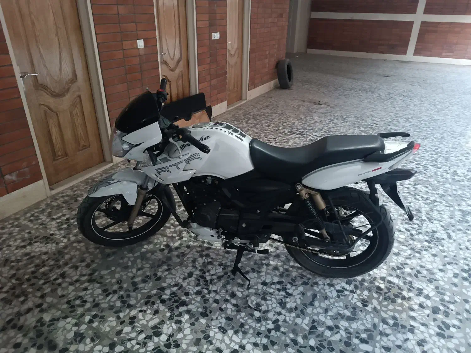 آپاچی 180 مدل 91|موتورسیکلت|اصفهان, جلالیه|دیوار