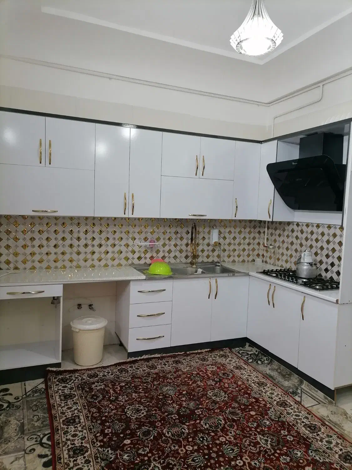 ویلایی دربست باصفا وتمیز وبزرگ|اجارهٔ کوتاه‌مدت آپارتمان و سوئیت|قم, حاج زینل|دیوار