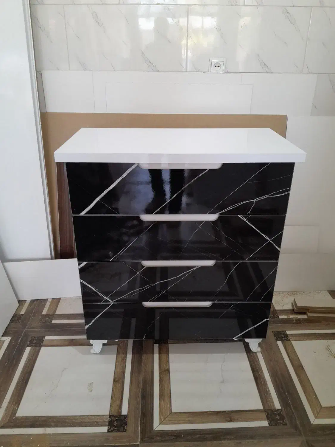 دراور ۴کشو جنس ام دی اف|جاکفشی، کمد، دراور|باخزر, |دیوار