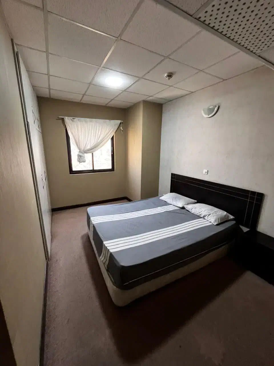 اپارتمان نزدیک حرم/ خیابان امام رضا/ شوشتری|فروش آپارتمان|مشهد, حرم مطهر رضوی|دیوار