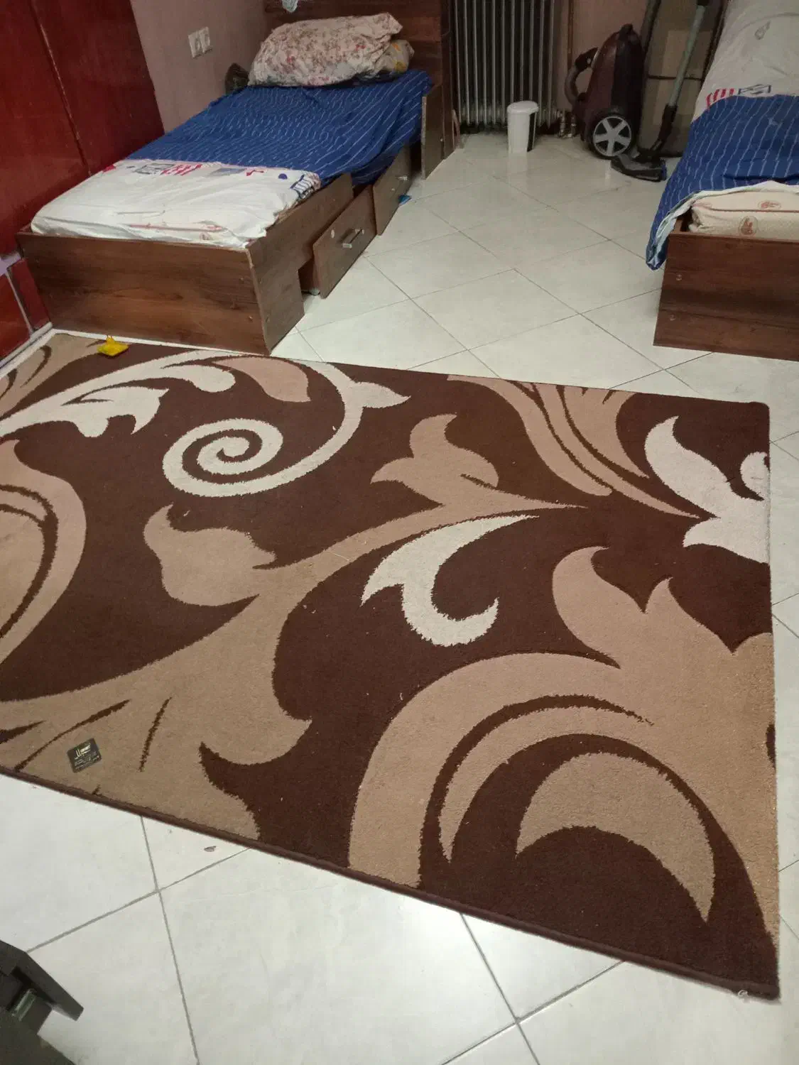 تخت نوجوان ورگال لباس وفرش|تخت و سرویس خواب|اراک, |دیوار