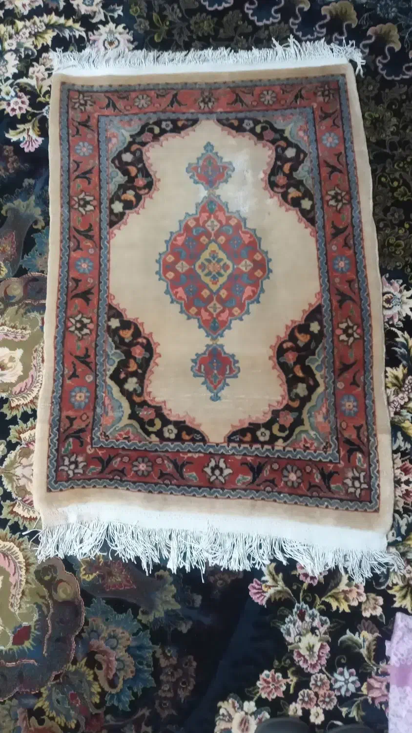 قالیچه قدیمی|فرش|قزوین, |دیوار