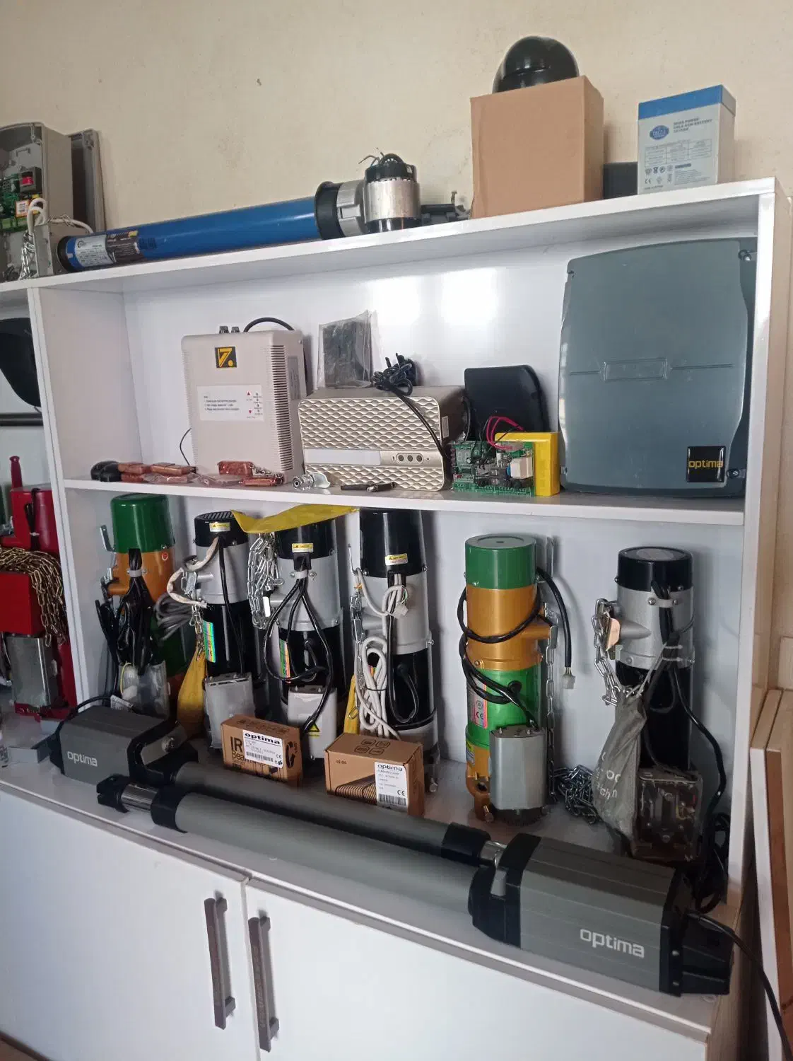 فروش اقساط درب برقی.تعمیر جک درب برقی .در برقی|خدمات پیشه و مهارت|شیراز, سفیرشمالی|دیوار