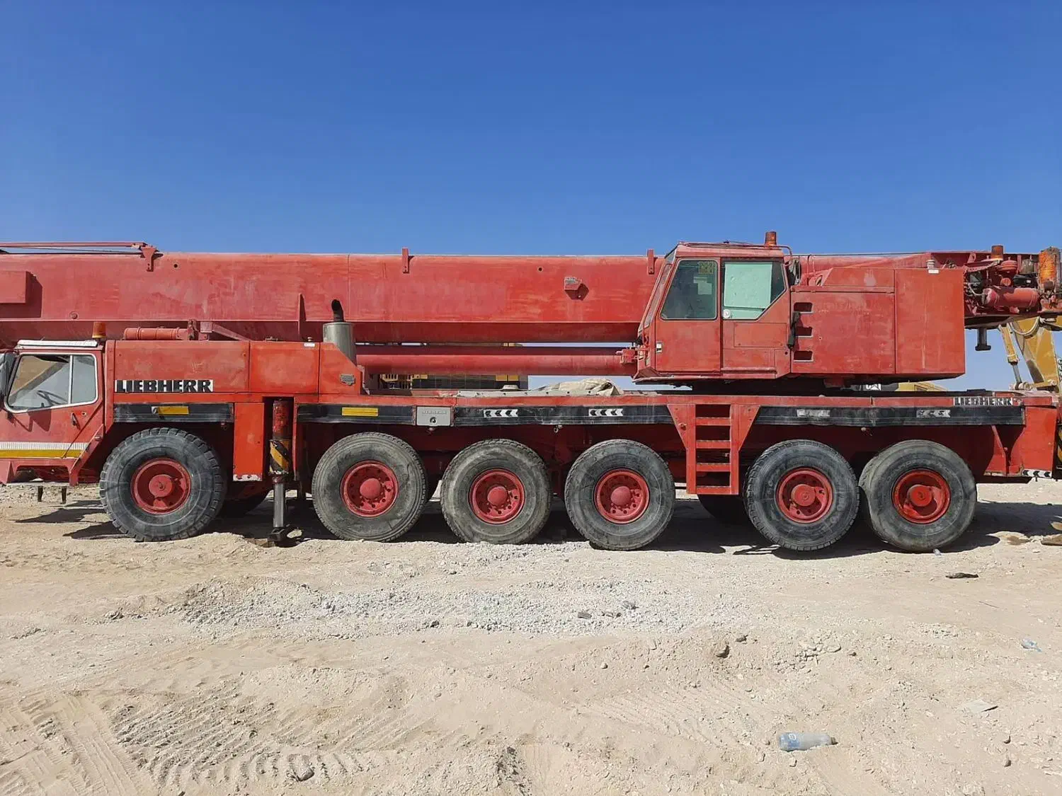 جرثقیل ۲۲۵ تن لیبهر|خودرو سنگین|تهران, مخصوص|دیوار