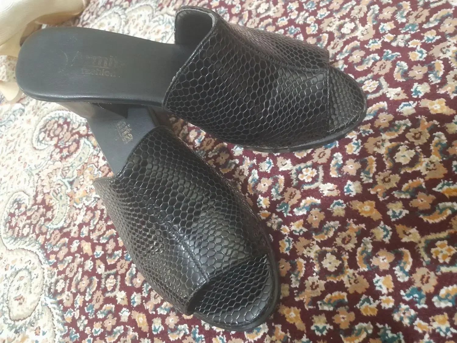 کفش مجلسی نو|کیف، کفش، کمربند|خوی, |دیوار