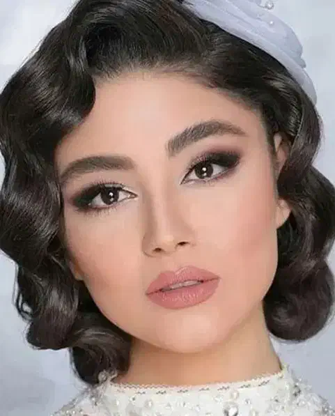 میکاپ شینیون روز زن|خدمات آرایشگری و زیبایی|قم, نوبهار|دیوار