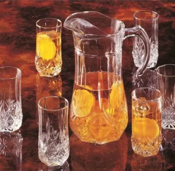 پارچ ولیوان لومینارک|ظروف سرو و پذیرایی|شاهین‌شهر, شهرک گلدیس|دیوار